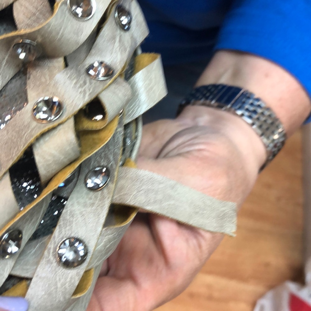 Bag with rhinestones - Picture 4 of 5